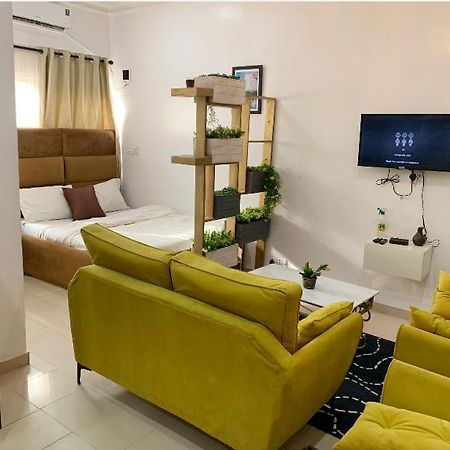 Cozy Studio Unit In Lekki Phase 1 - Kitchen, 24-7 Light, Wifi, Netflix Apartment Lagos Ngoại thất bức ảnh